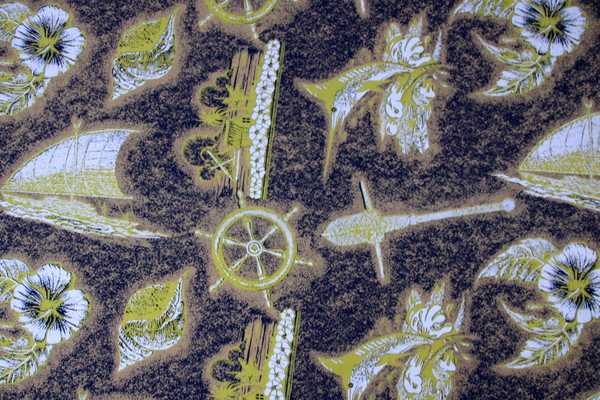 * REDUCED * White, Yellow & Beige on Blotted Navy Island Style Polycotton