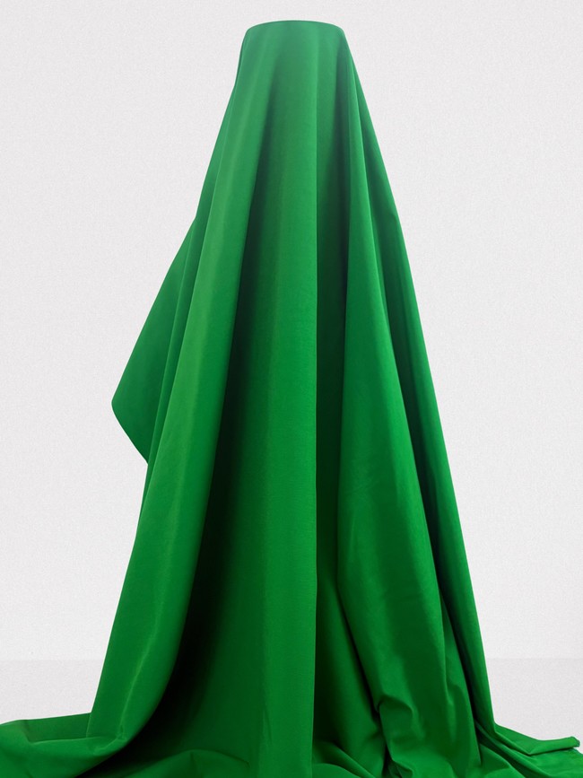 Kelly Green Bengaline