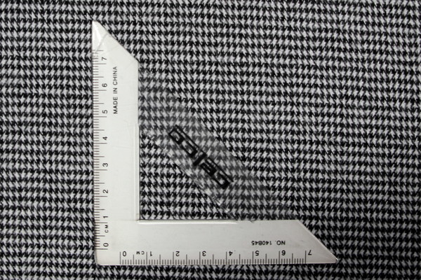 Black & White Soft-Brushed Houndstooth Woven