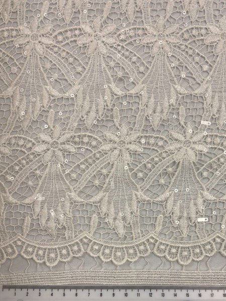 Ivory Floral Teardrop Festoon Guipure Lace