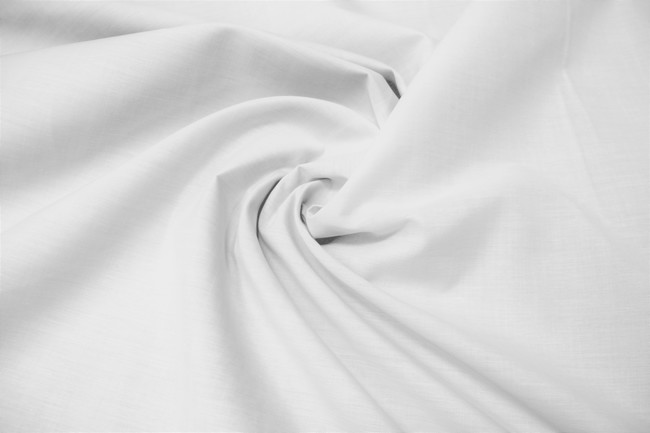 * REMNANT - White Plain Poplin