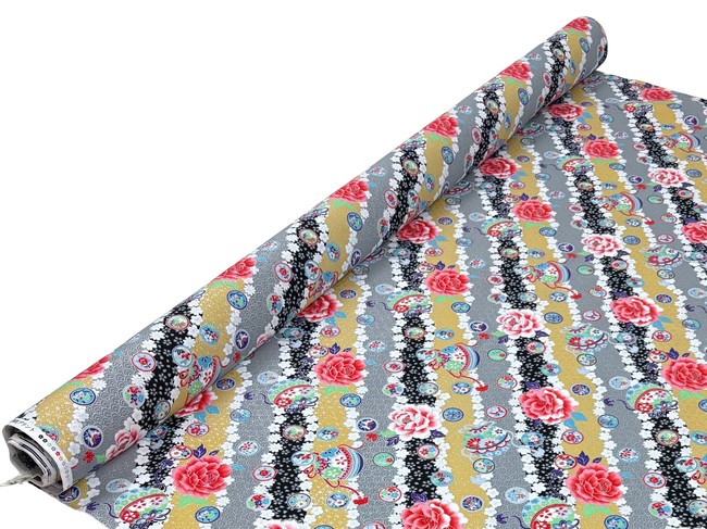 Multi Diagonal Floral with Metallic Silver