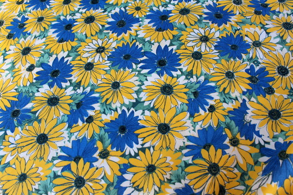 Waterproofed & UV Coated Canvas - Bright Daisies