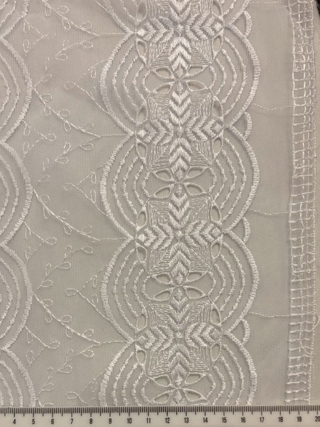 White Scalloped Circle Corded Lace