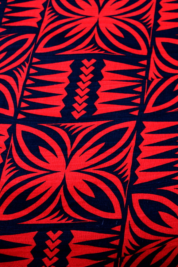 Red & Black Spearhead Printed Pasifika Dobby