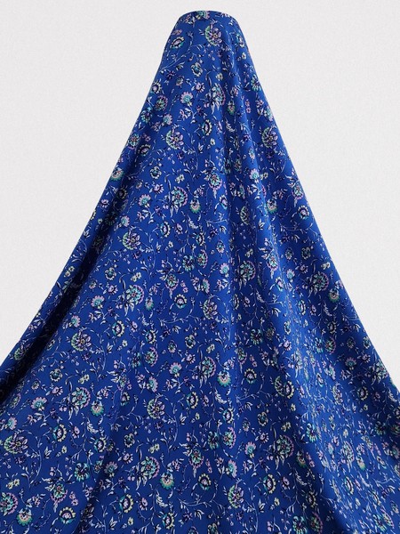 * SPECIAL * Cornflowers & Daisies on Mid-Blue Crinkle Rayon